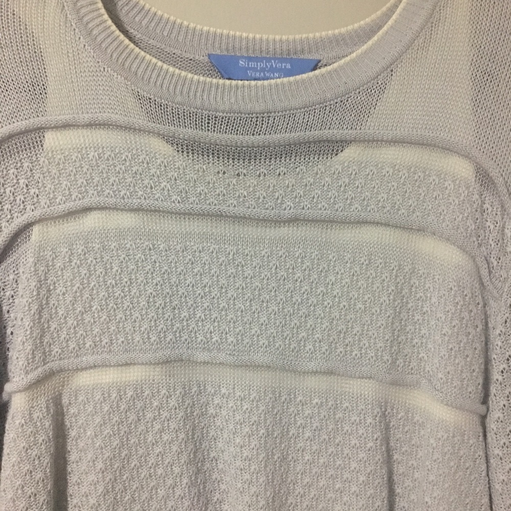 Vera Wang mock later sweater blouse